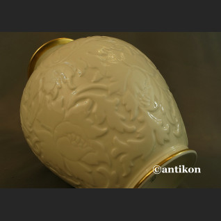 Wazon Rosenthal  biały z reliefem antyczna porcelana 