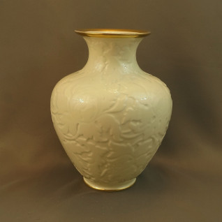 Wazon Rosenthal  biały z reliefem antyczna porcelana 