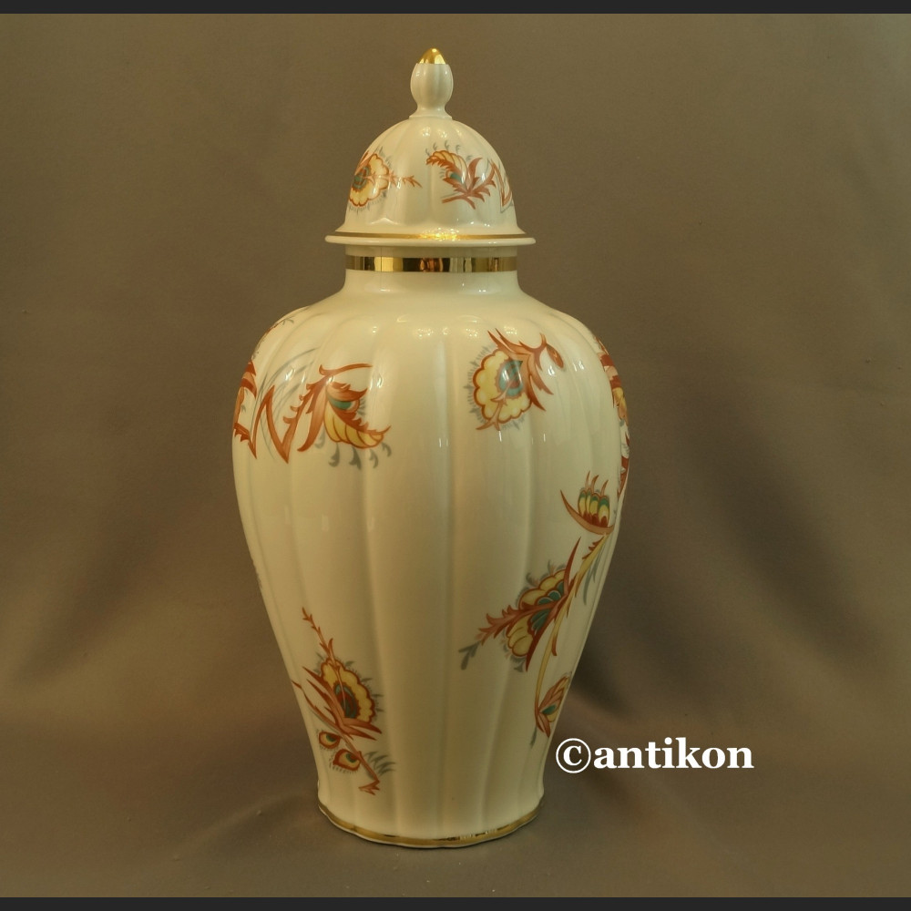 Wazon Thomas Ivory gr Rosenthal amfora z pokrywką 