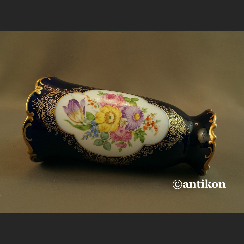 Wazon Hutschenreuther granatowy z kwiatami kobalt