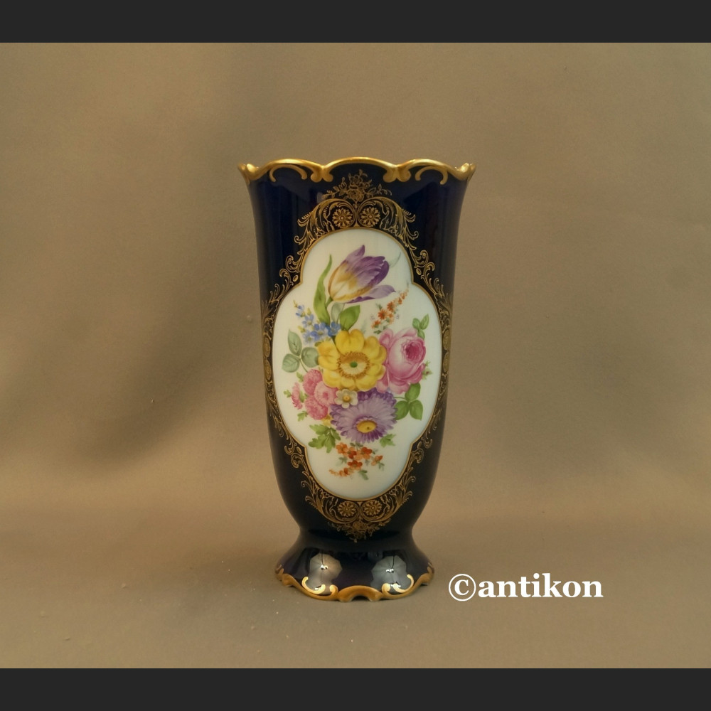 Wazon Hutschenreuther granatowy z kwiatami kobalt