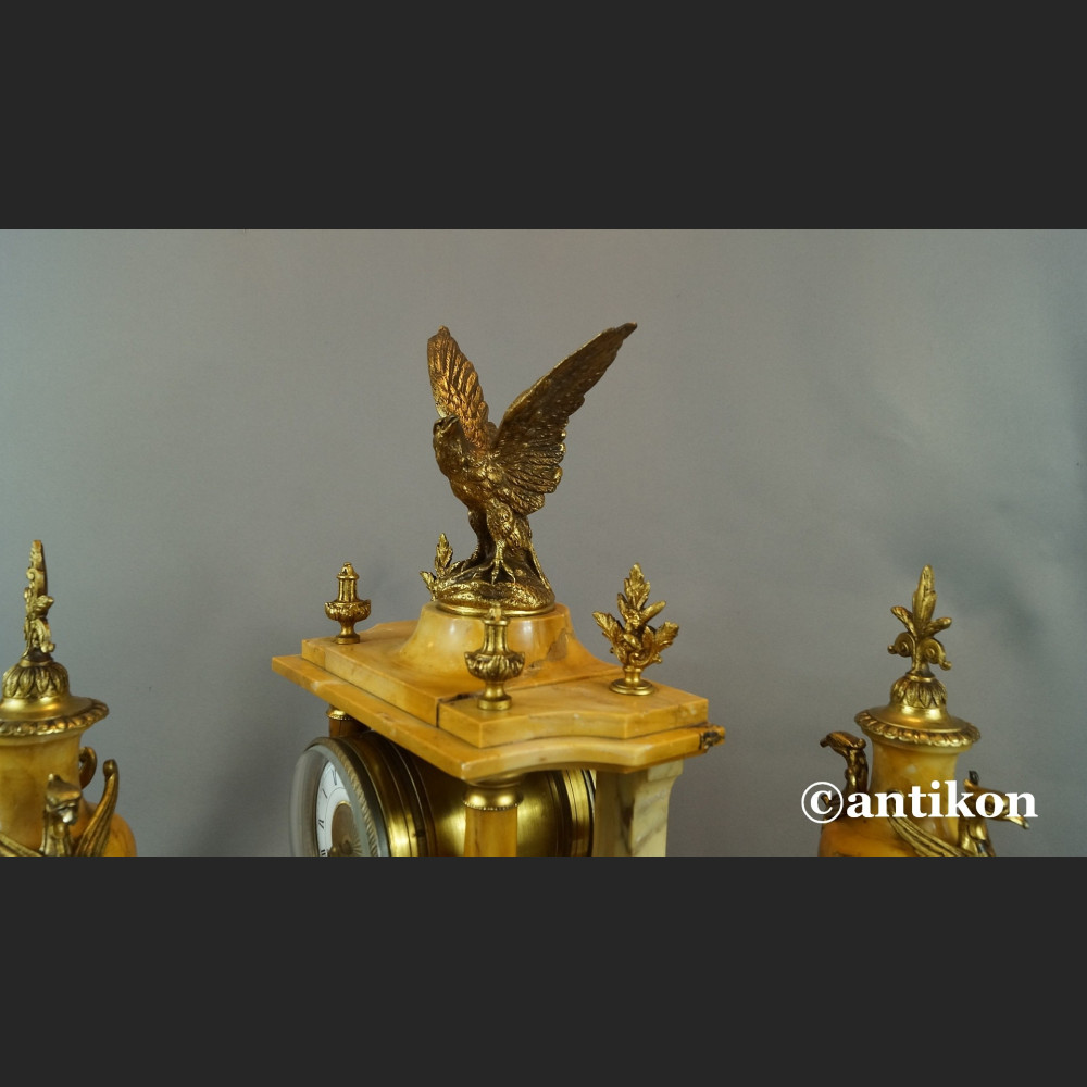 Zegar antyk kominkowy marmurowy z orłem 