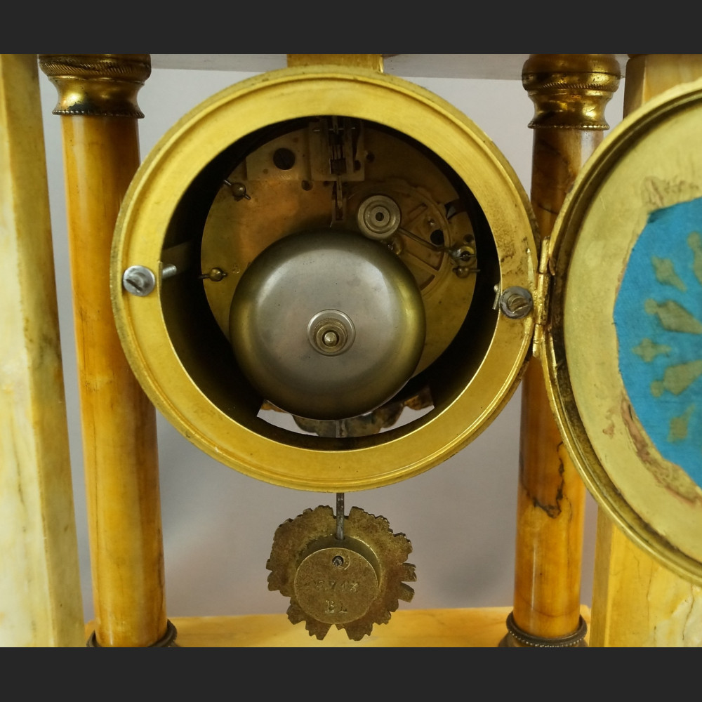 Zegar antyk kominkowy marmurowy z orłem 