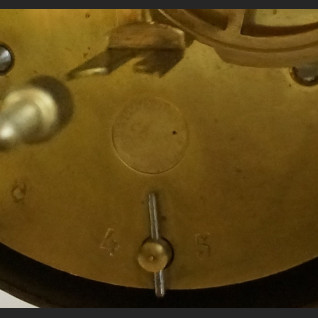 Zegar antyk kominkowy marmurowy z orłem 