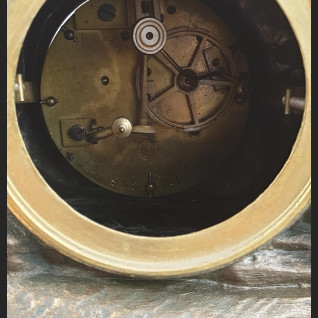 Zegar myśliwski kominkowy antyk  Polowanie 