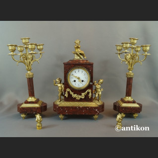 Barokowy zegar antyk z kandelabrami i aniołkami  Barokowy zegar antyk z kandelabrami i aniołkami