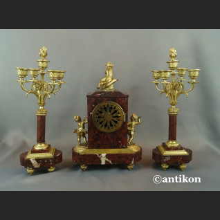 Barokowy zegar antyk z kandelabrami i aniołkami  Barokowy zegar antyk z kandelabrami i aniołkami