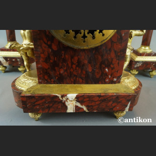 Barokowy zegar antyk z kandelabrami i aniołkami  Barokowy zegar antyk z kandelabrami i aniołkami