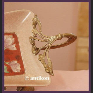 ZACHWYCAJĄCA SECESYJNA PATERA Z BRĄZEM