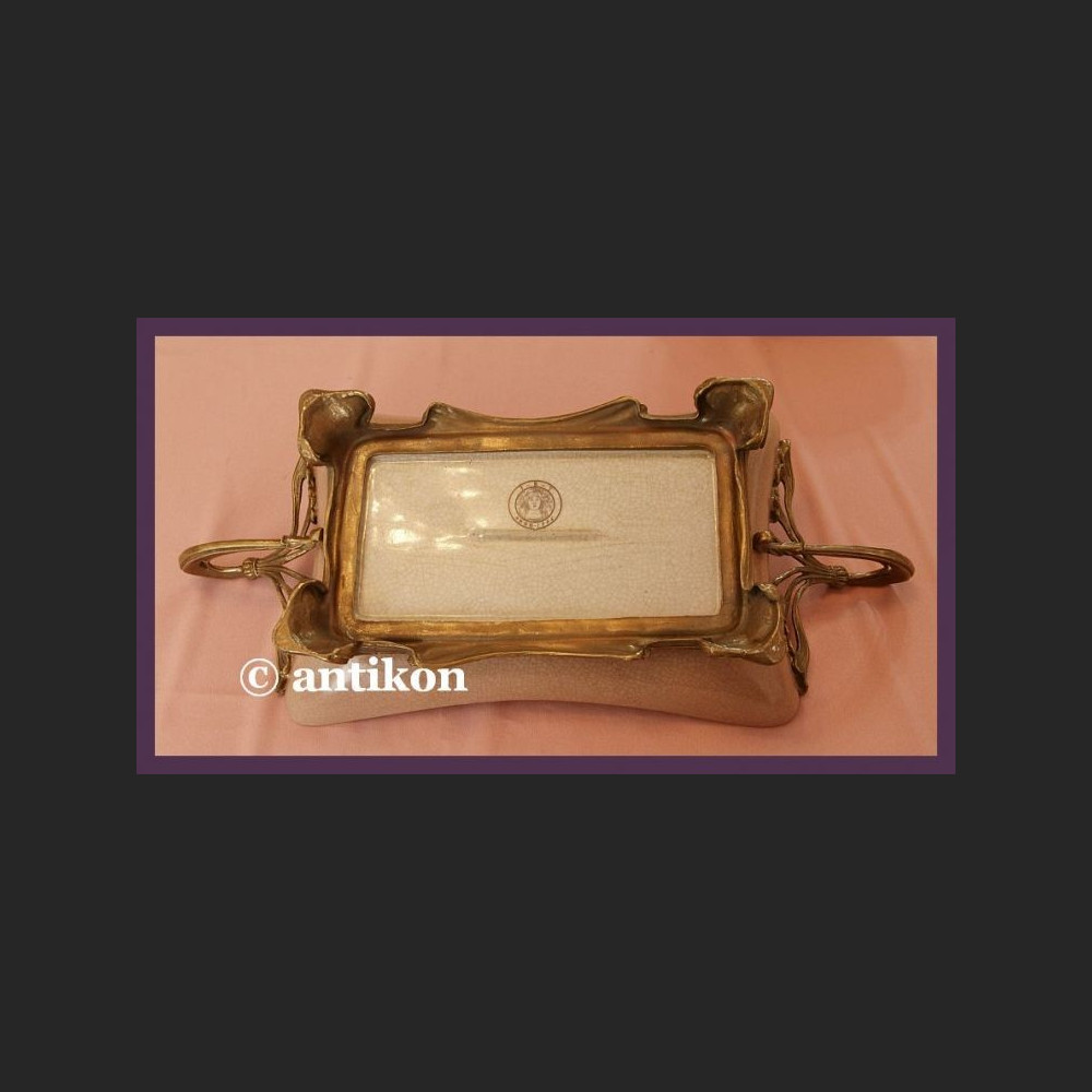 ZACHWYCAJĄCA SECESYJNA PATERA Z BRĄZEM