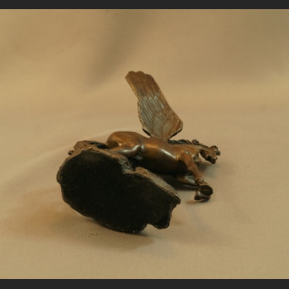 Pegaz rzeźba z brązu piękna 