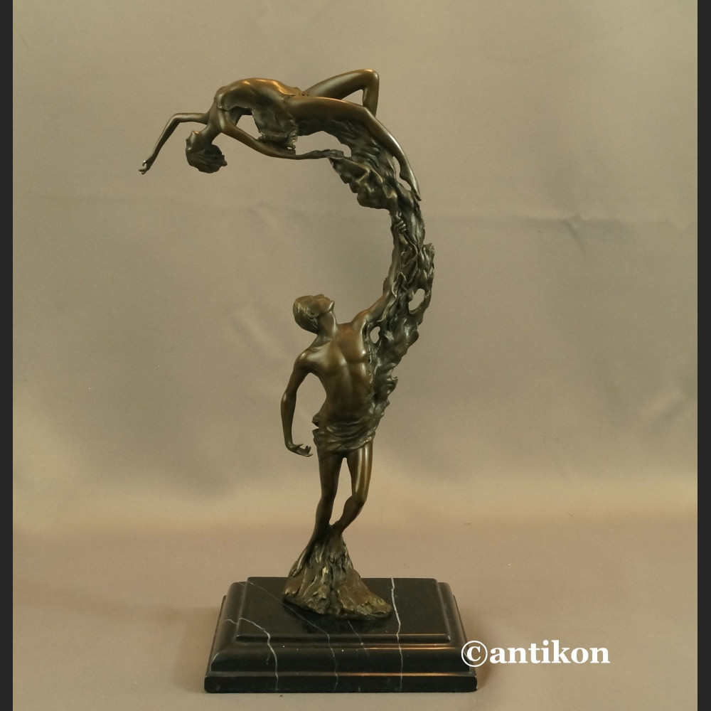 Tancerze figura dynamiczna para w tańcu Tancerze figura dynamiczna para w tańcu