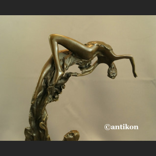 Tancerze figura dynamiczna para w tańcu Tancerze figura dynamiczna para w tańcu