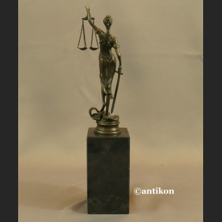 Temida figurka z brązu prezent dla prawnika Temida figurka z brązu prezent dla prawnika