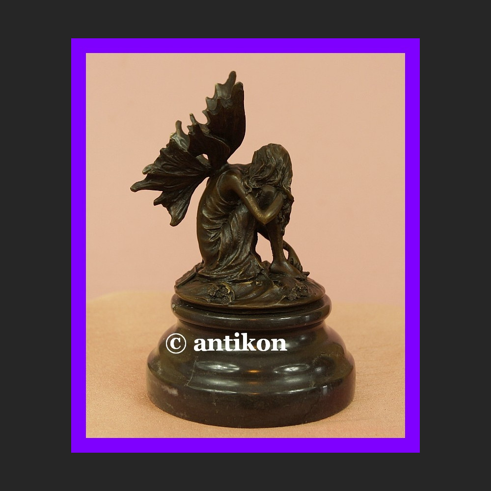 Elf rzeźba z brązu na prezent Elf rzeźba z brązu na prezent