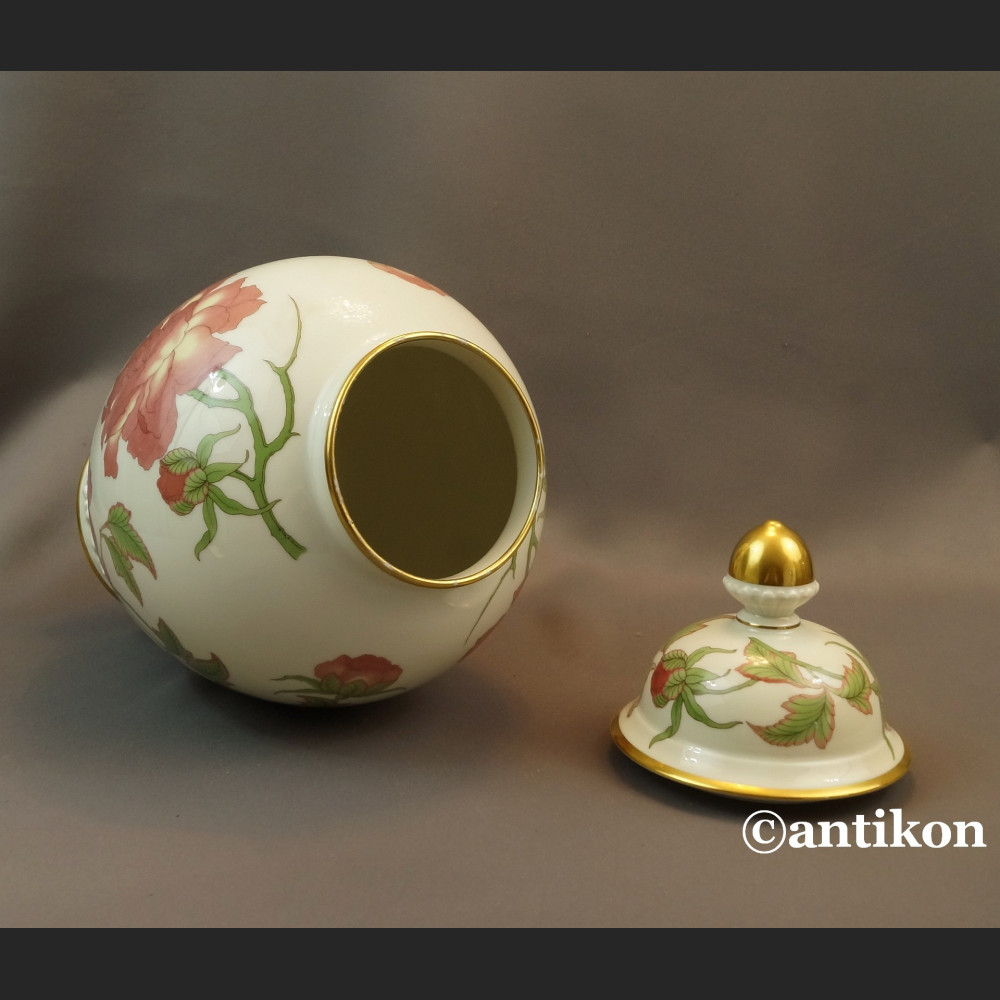 Wazon Rosenthal z różami Rigoletto 1935 r. Wazon Rosenthal z różami Rigoletto 1935 r.