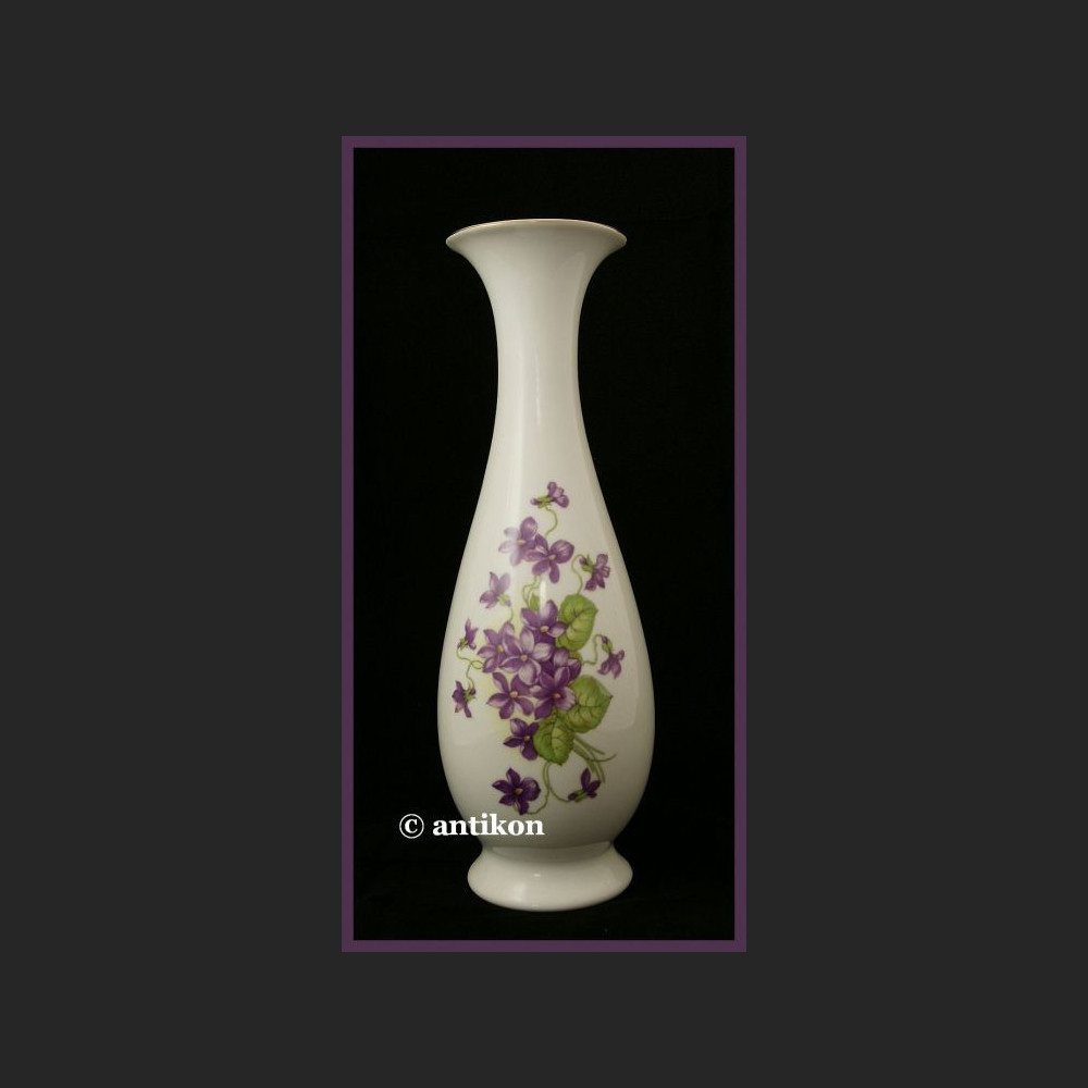 Ręcznie malowany wazon fiołki biały
