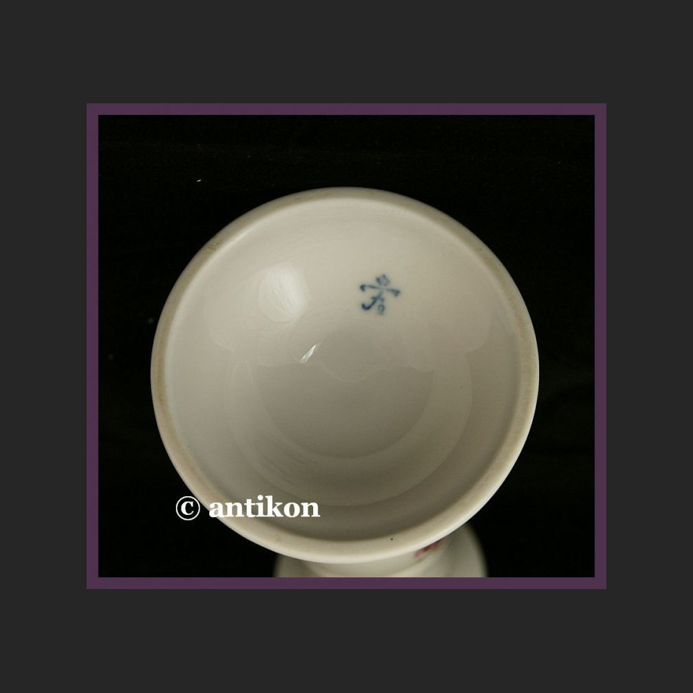 Porcelanowy wazon syg. Fürstenberg flet smukły