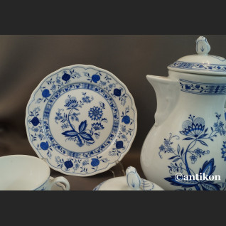 Bawarski serwis cebulowy do herbaty z kobaltem  Bawarski serwis cebulowy do herbaty z kobaltem