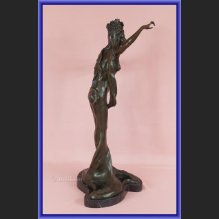 Elf secesyjna rzeźba duża figurka z brązu Elf secesyjna rzeźba duża figurka z brązu