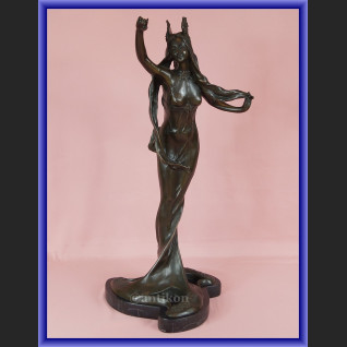 Elf secesyjna rzeźba duża figurka z brązu Elf secesyjna rzeźba duża figurka z brązu