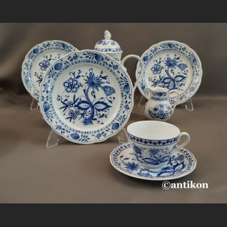 Serwis cebulowy śniadaniowy z kieliszkami