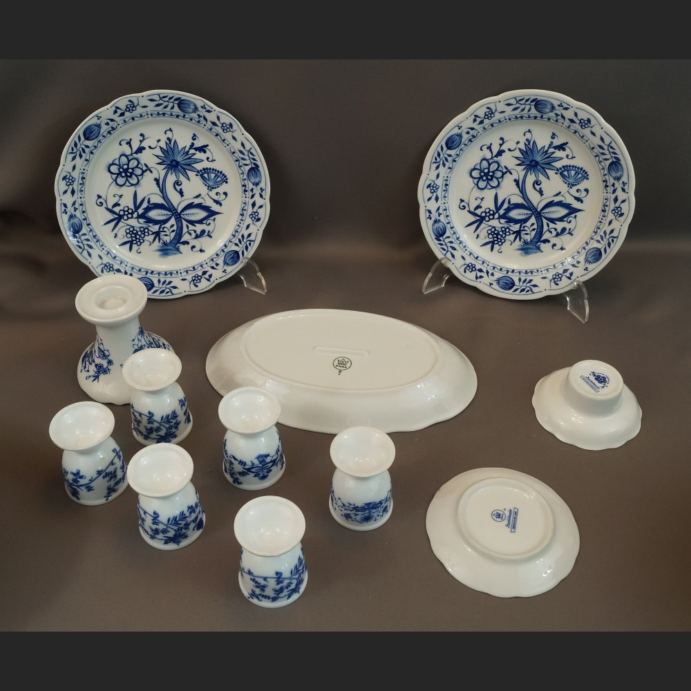 Serwis cebulowy śniadaniowy z kieliszkami