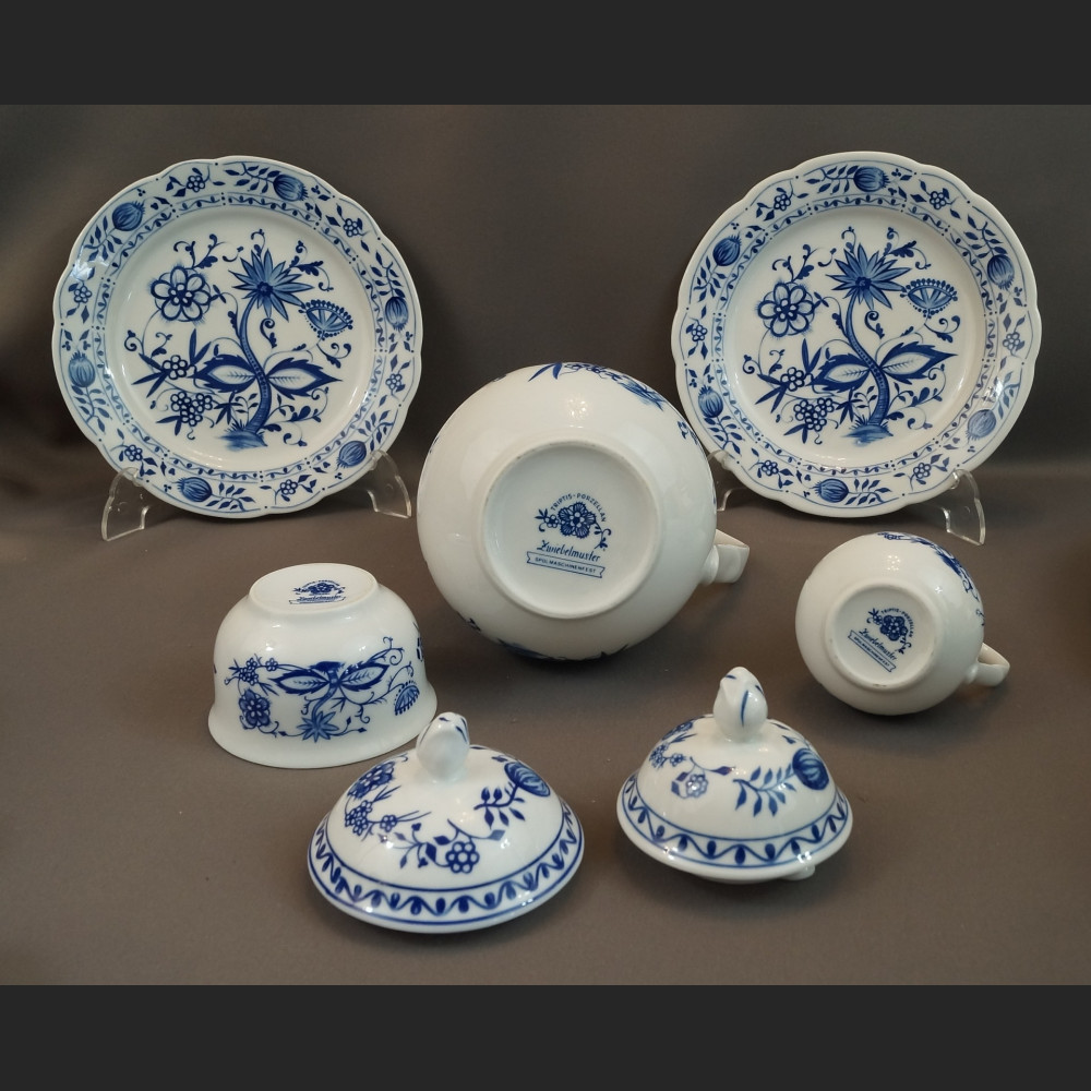 Serwis cebulowy śniadaniowy z kieliszkami