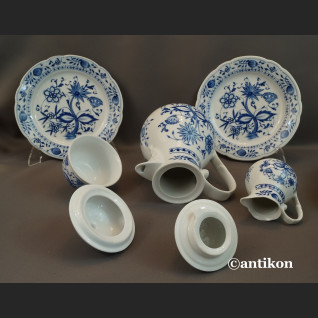 Serwis cebulowy śniadaniowy z kieliszkami