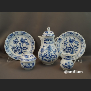 Serwis cebulowy śniadaniowy z kieliszkami