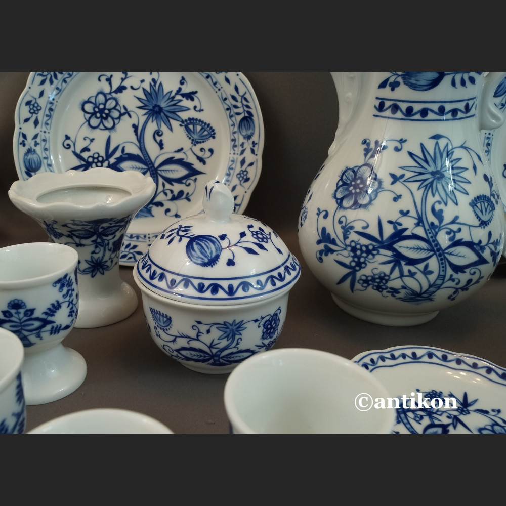 Serwis cebulowy śniadaniowy z kieliszkami