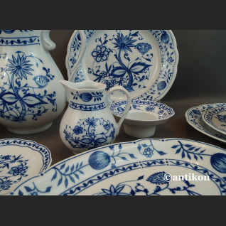 Serwis cebulowy śniadaniowy z kieliszkami