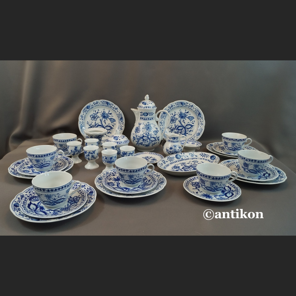 Serwis cebulowy śniadaniowy z kieliszkami