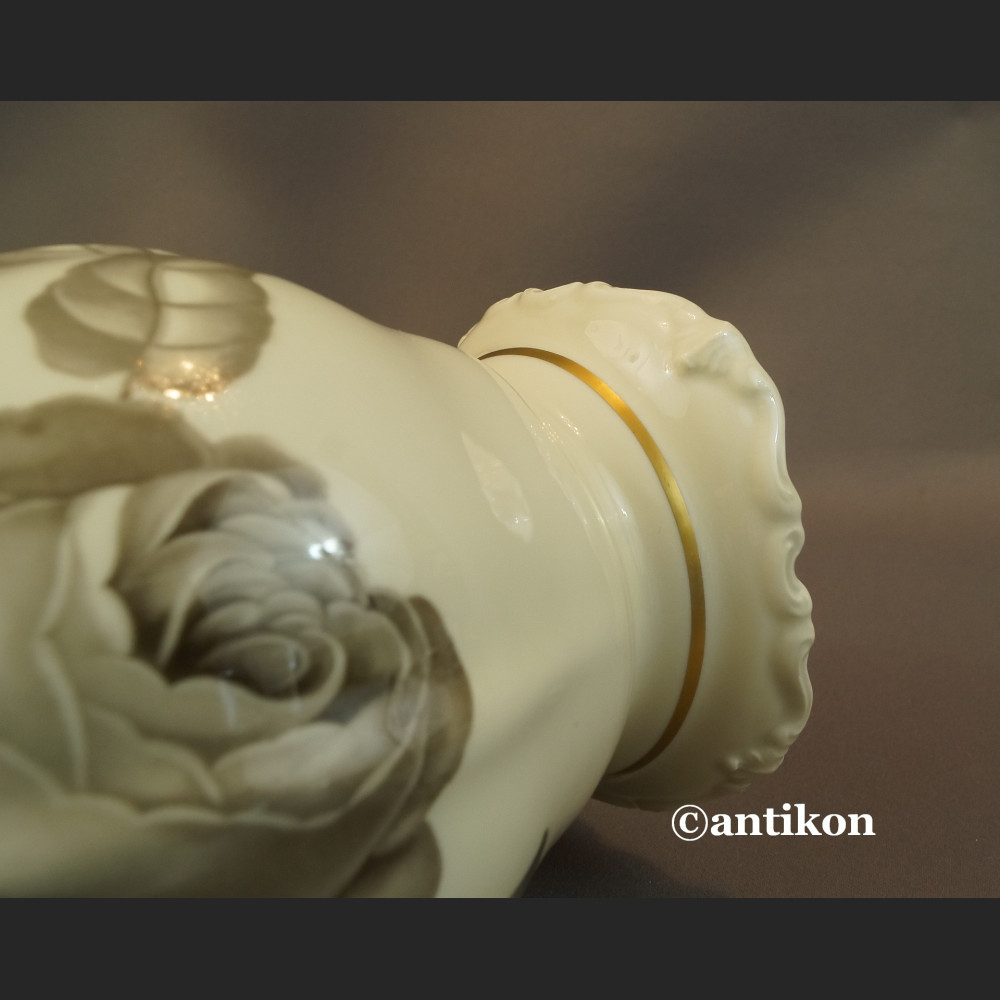 Wazon Rosenthal Pompadour róże 