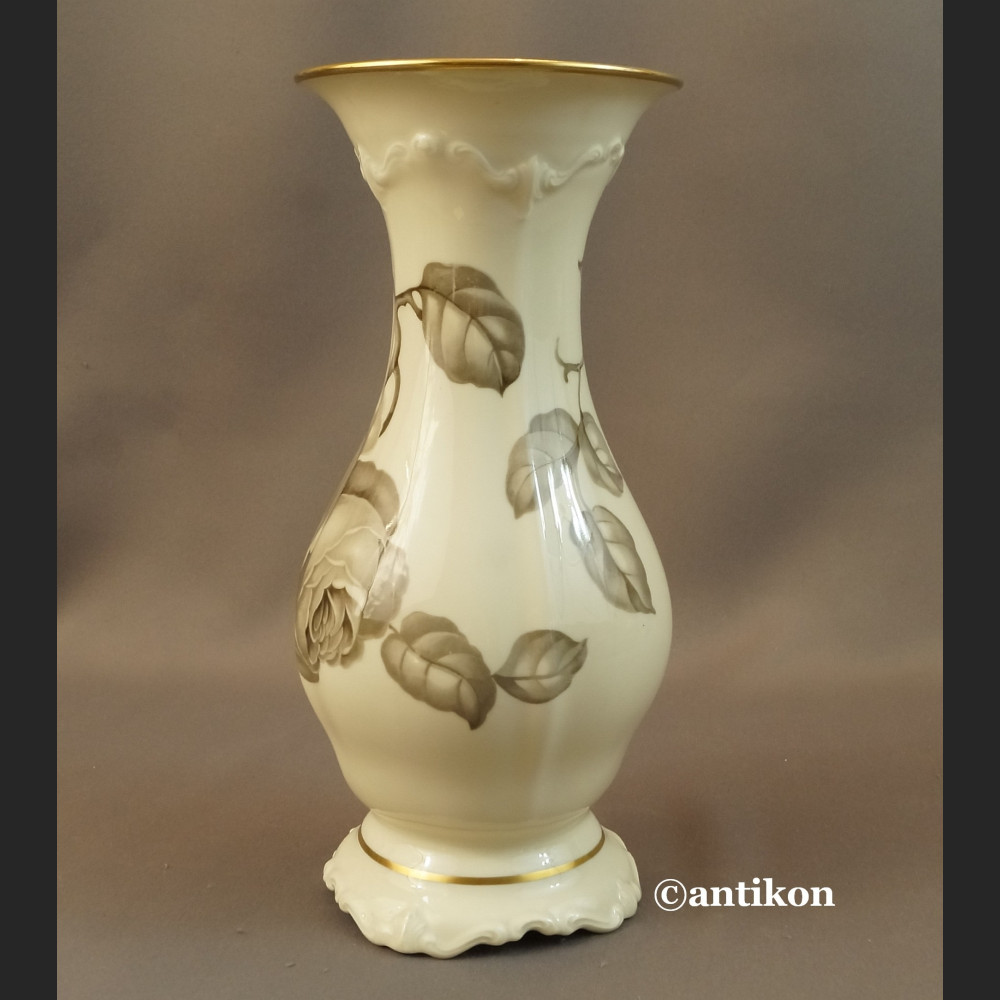 Wazon Rosenthal Pompadour róże 