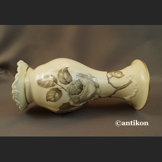Wazon Rosenthal Pompadour róże 