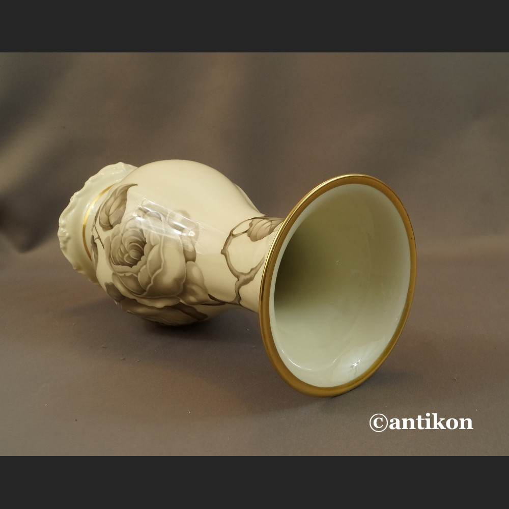 Wazon Rosenthal Pompadour róże 