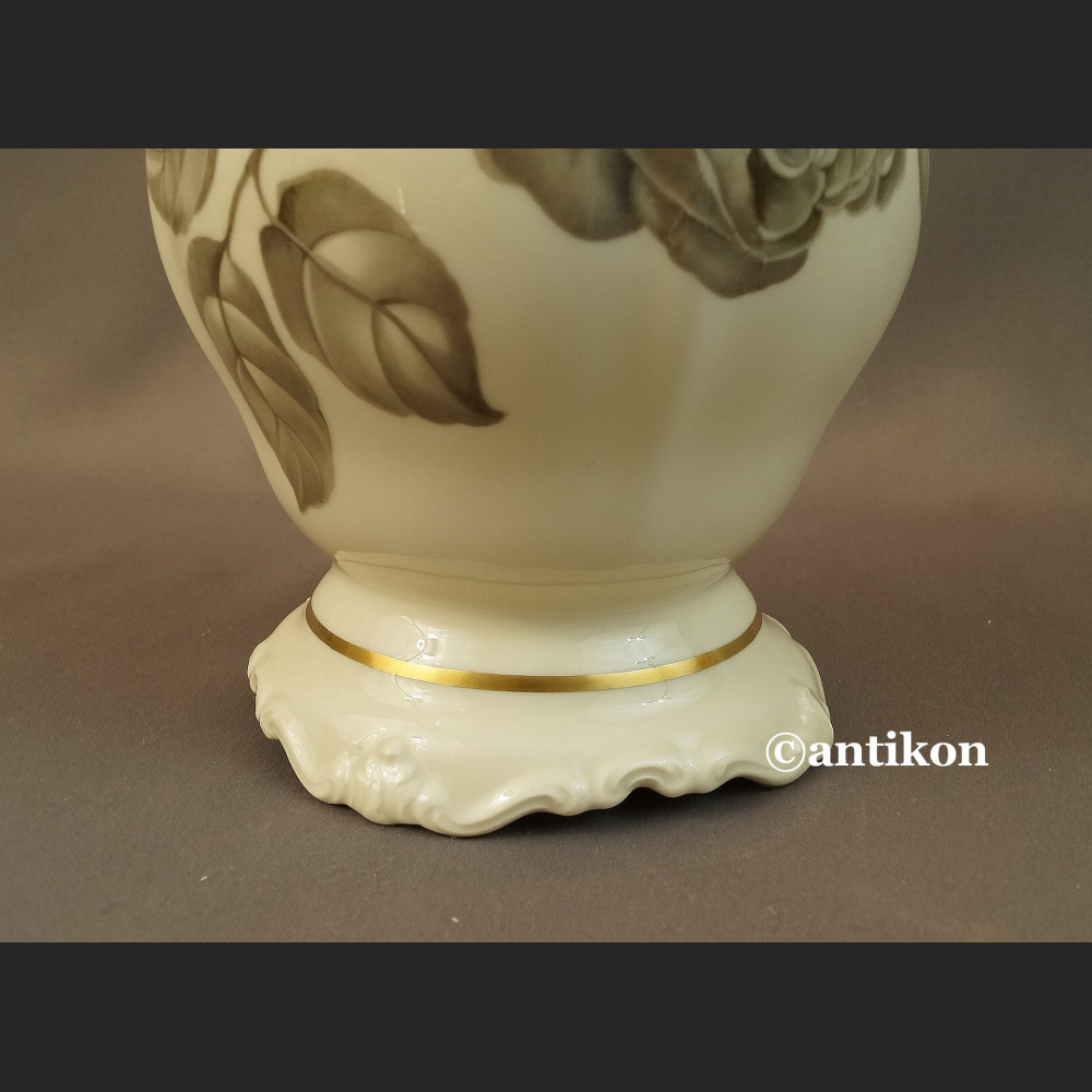 Wazon Rosenthal Pompadour róże 