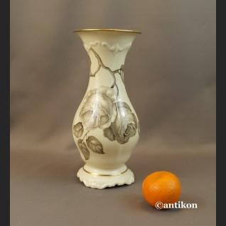 Wazon Rosenthal Pompadour róże 