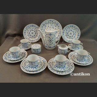 Serwis biało kobaltowy do herbaty  Serwis biało kobaltowy do herbaty