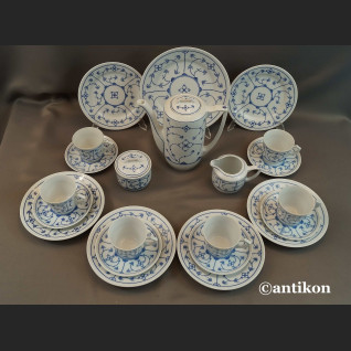 Serwis biało kobaltowy do herbaty  Serwis biało kobaltowy do herbaty