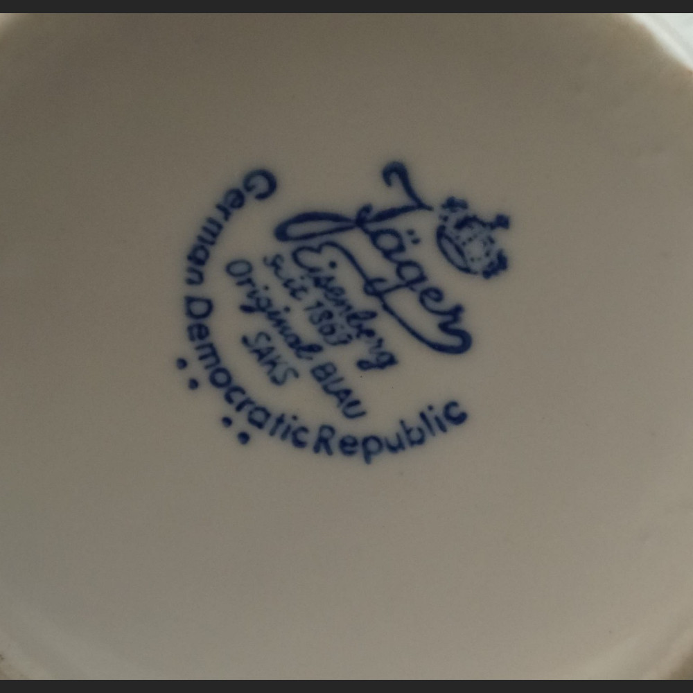 Serwis biało kobaltowy do herbaty  Serwis biało kobaltowy do herbaty