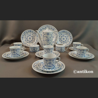 Serwis biało kobaltowy do herbaty  Serwis biało kobaltowy do herbaty