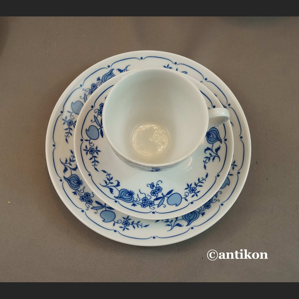 Bawarski serwis cebulowy klasyk biało kobaltowy