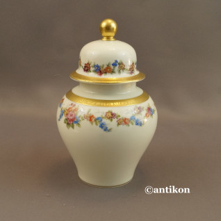 Stary wazon Rosenthal z pokrywą Porcelana Rosenthal wazon z kwiatowym dekorem - 11 Stary wazon Rosenthal z pokrywą Porcelana Rosenthal wazon z kwiatowym dekorem - 11