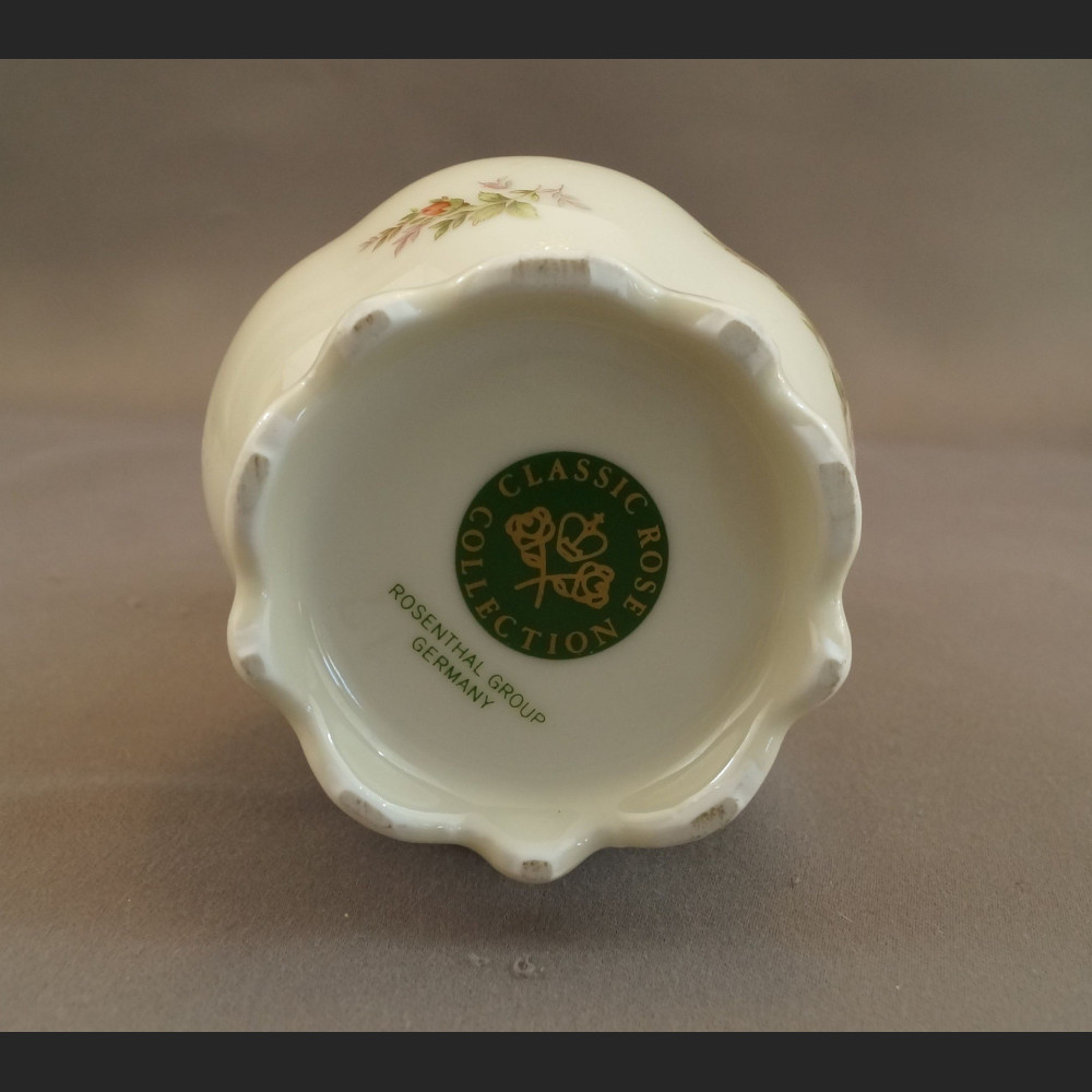 Wazon Rosenthal z różami Sanssouci  Wazon Rosenthal z różami Sanssouci
