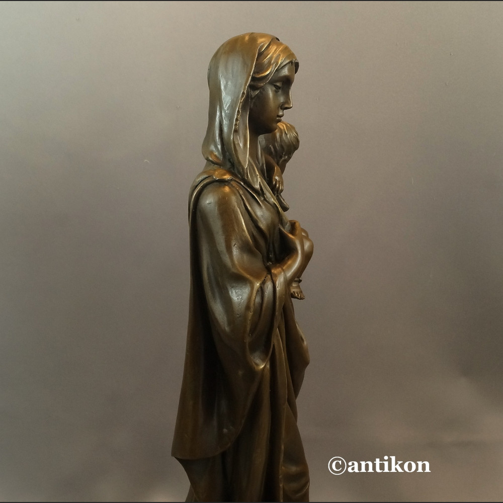 Madonna z dzieciątkiem rzeźba z brązu