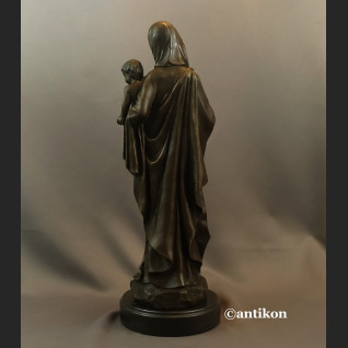 Madonna z dzieciątkiem rzeźba z brązu