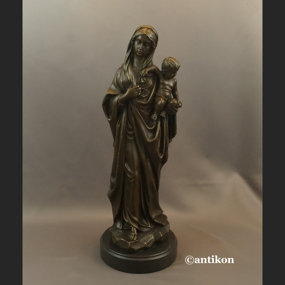Madonna z dzieciątkiem rzeźba z brązu