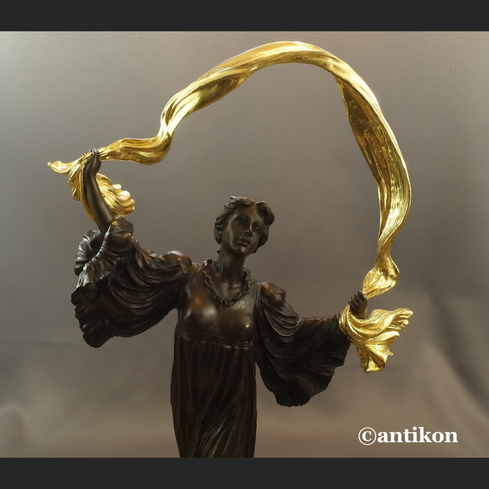 Secesyjna tancerka duża rzeźba z brązu 